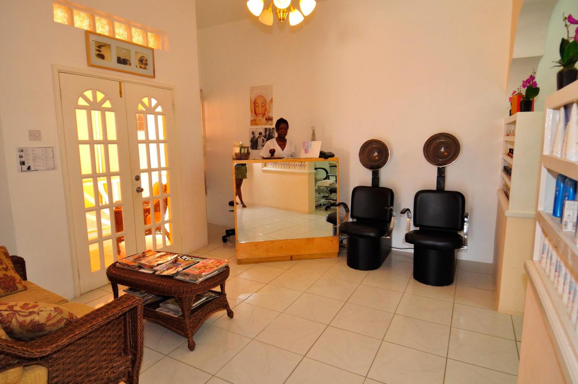 St. George's La Heliconia & Day Spa المظهر الخارجي الصورة